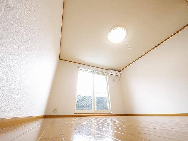 フォーリアの洋室|広々とした洋室です
