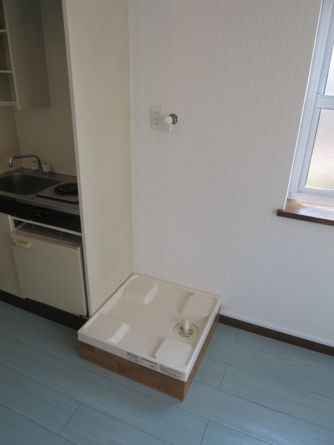 パストラル八坂Ｂ棟のその他|室内洗濯機置場
