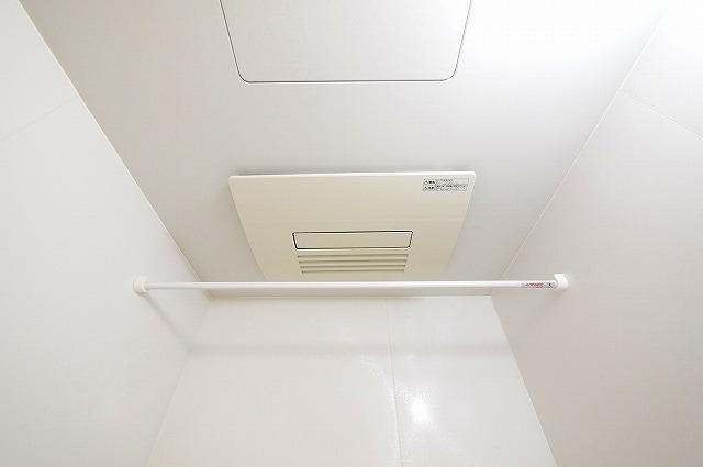 フルーア　ケイの設備|浴室乾燥機もあるなんて設備充実ですね