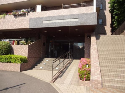 【エントランス】 | ルピナス西寺尾弐番館