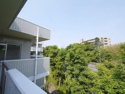 【展望】 | クリオ上永谷参番館(かみながやさんばんかん） | 目の前開けてますので日当たり良好です