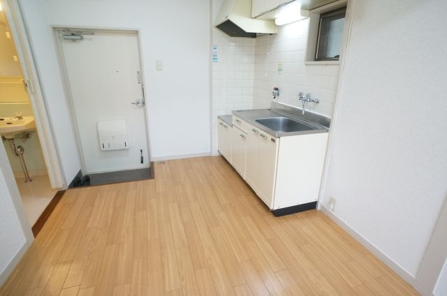 秀明ハイツⅡのキッチン