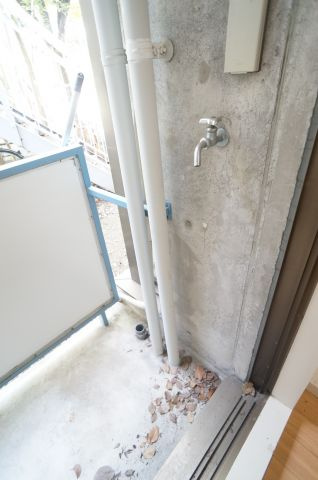 秀明ハイツⅡの設備|洗濯機置き場はバルコニーにございます。