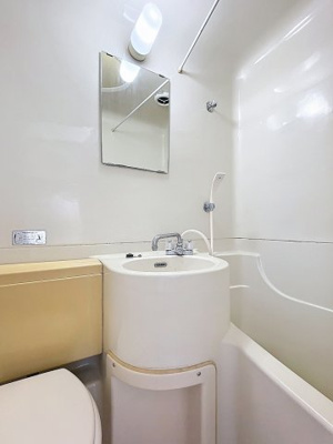 【洗面所】 | エレガンス笹塚 | 月額管理料無料！賃貸管理はアブレイズパートナーズにお任せを！