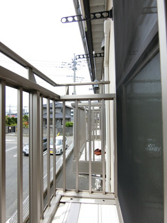【バルコニー】 | キューブタウン長田　Ｃ | お洗濯にも便利なバルコニー付き
