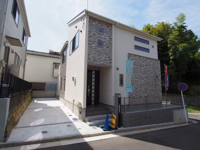 保土ヶ谷区新桜ヶ丘１丁目　新築戸建ての外観