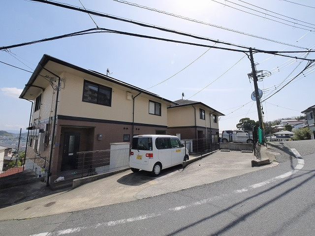 ビューテラス生駒Bの外観|外観は落ち着いています
