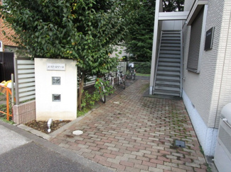 【エントランス】