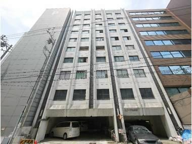 ユニーブル新栄の外観