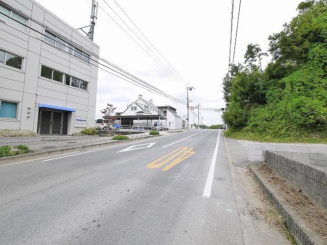藤ノ木台1丁目バス停前事務所の周辺