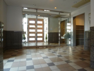 【エントランス】