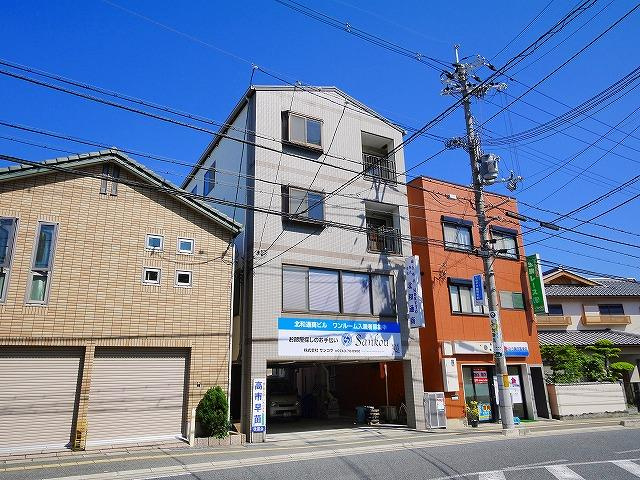 北和通商ビルの外観