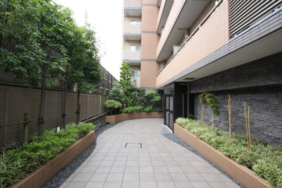 【エントランス】 | ランドステージ上池台蝉坂 | アプローチ