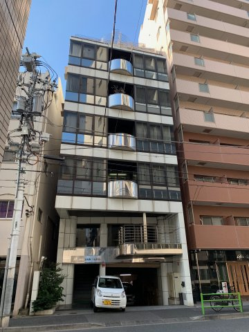 MARUSHINビルの外観