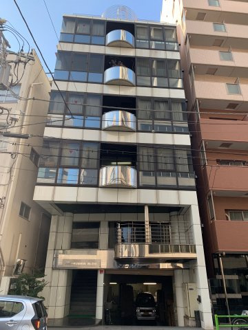 MARUSHINビルの外観