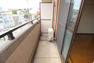 【バルコニー】 | EAST AS ONE