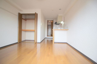 【寝室】 | EAST AS ONE