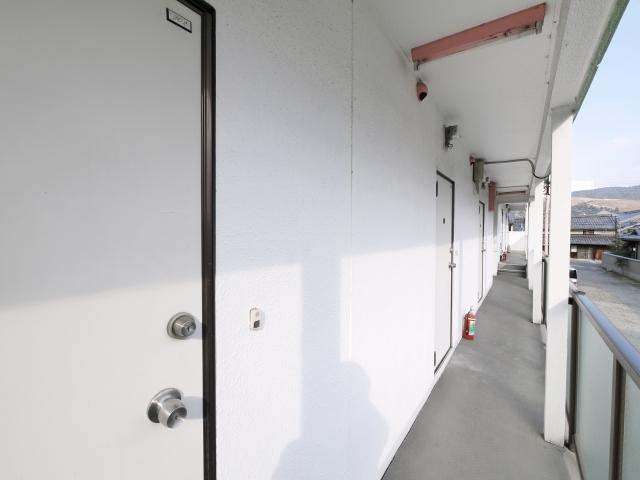 ハイツプチトマトのその他共用部分|共用廊下です