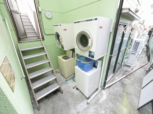 ハイツプチトマトのその他共用部分|コインランドリーです