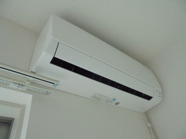 リブリ・エム・クレストの設備