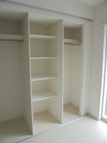 リブリ・エム・クレストの収納