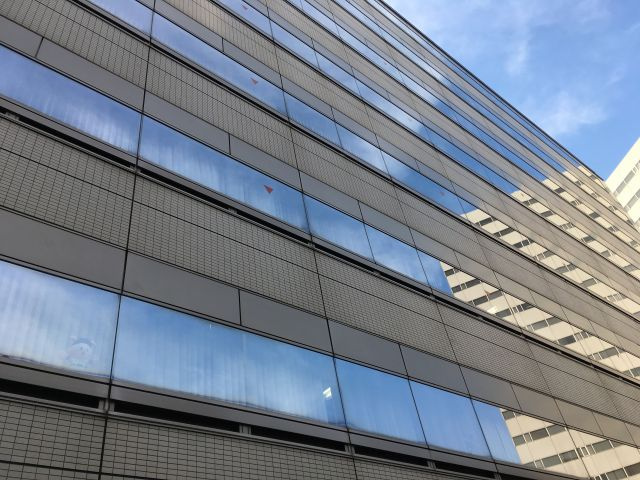 横浜西口Ｋビルの外観