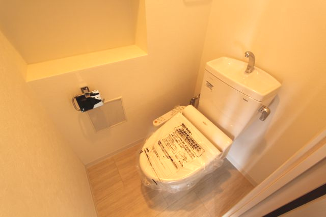 【トイレ】新築時の写真になります 