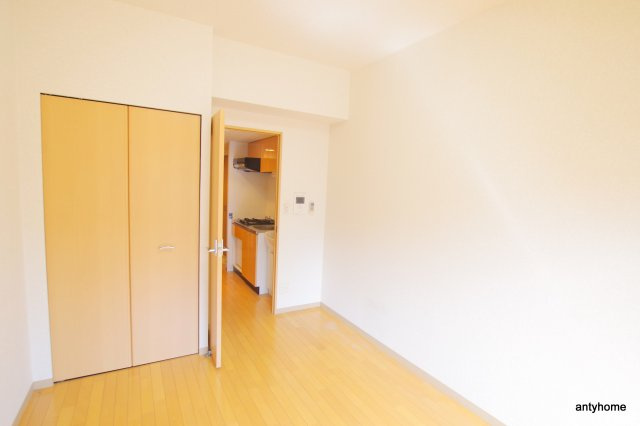 エステムコート梅田　天神橋リバーフロント　仲介手数料無料の居間・リビング