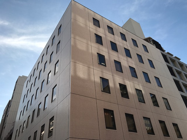 アーク銀座ビルディングの外観