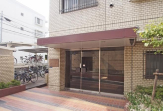 【エントランス】