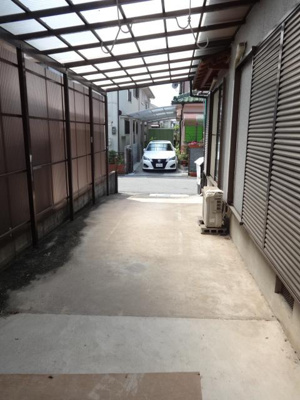 【駐車場】 | 稲美町六分一貸家 | 駐車場２台付♪車種により３台駐車場可能！