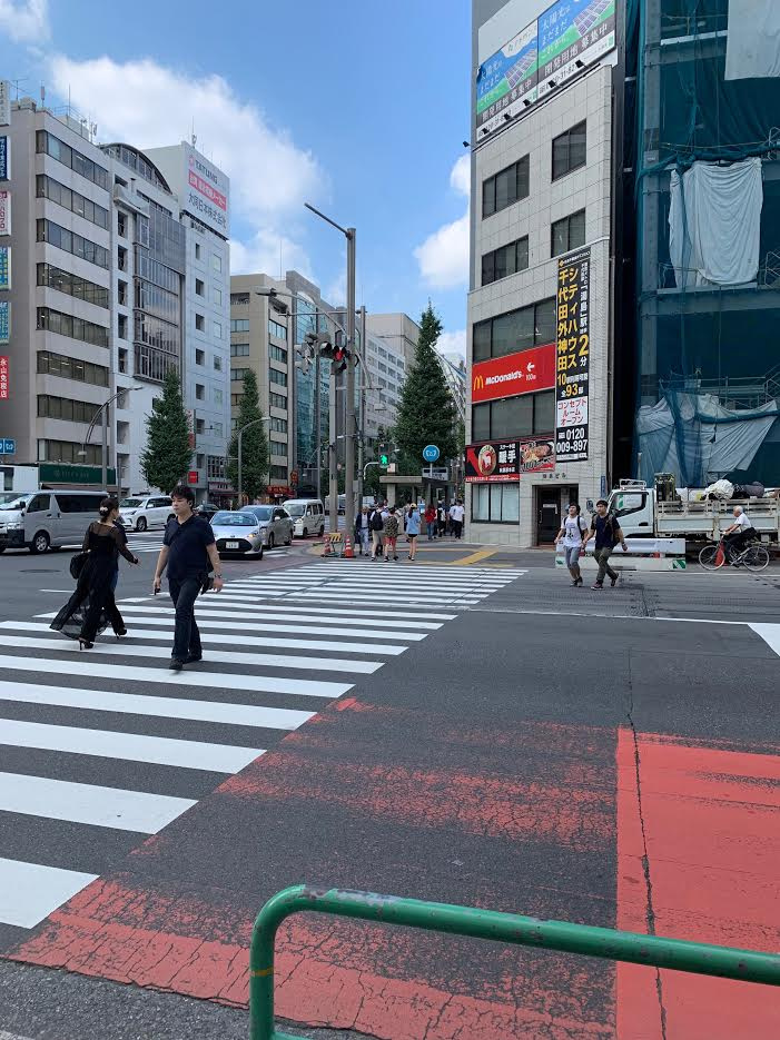 石川興産ビルの周辺
