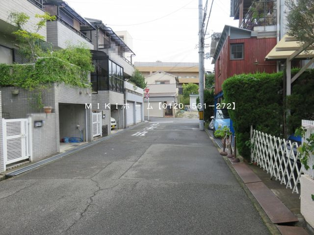 箕面市稲６丁目　中古一戸建