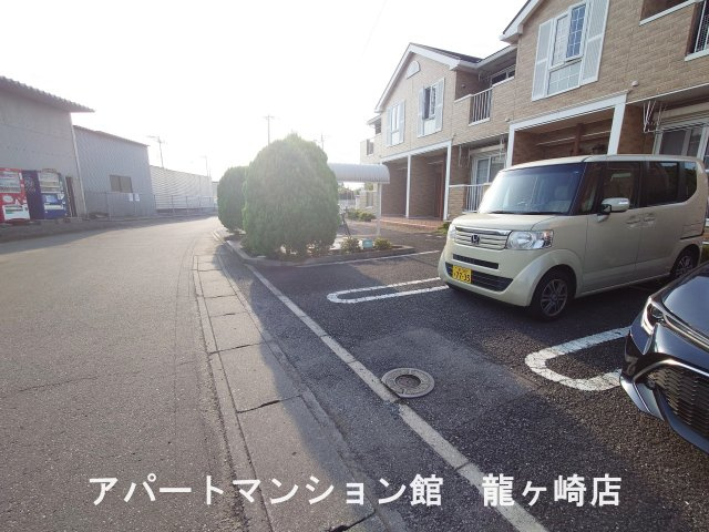フォレストＲの駐車場