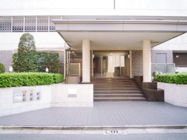 【エントランス】 | Ｌａｐｙｕｔａ（ラピュータ） | Ｌａｐｙｕｔａ　水天宮前・人形町周辺の高級賃貸は人形町不動産本店へ！