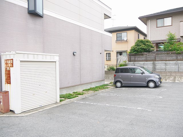 コンフォール州見台の駐車場