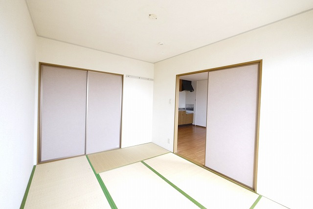 セジュール大安寺Ⅱの和室|和室があると落ち着いた雰囲気になりますね