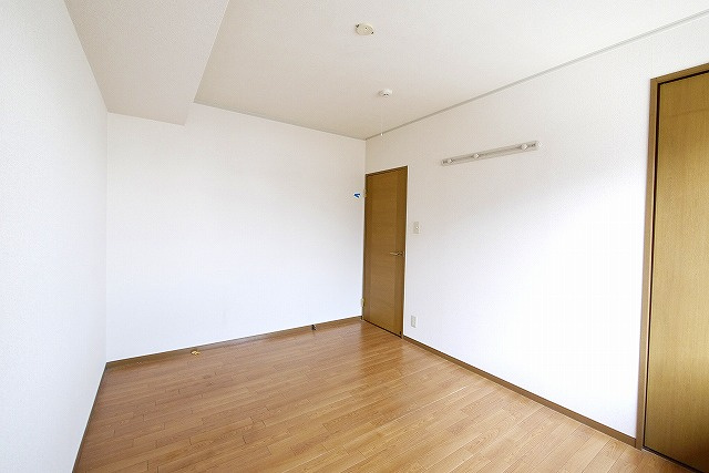 セジュール大安寺Ⅱの洋室|コンパクトで使いやすい洋室です