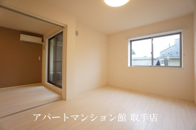 Green CalmⅣの居間・リビング