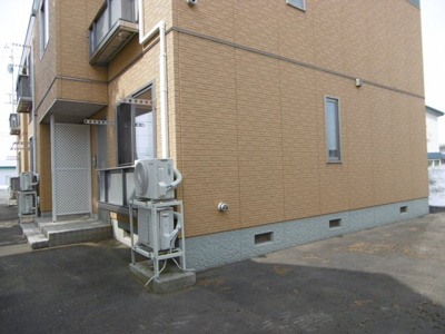 【外観】 | シャーメゾンカメリア | 落ち着いた雰囲気の外観です