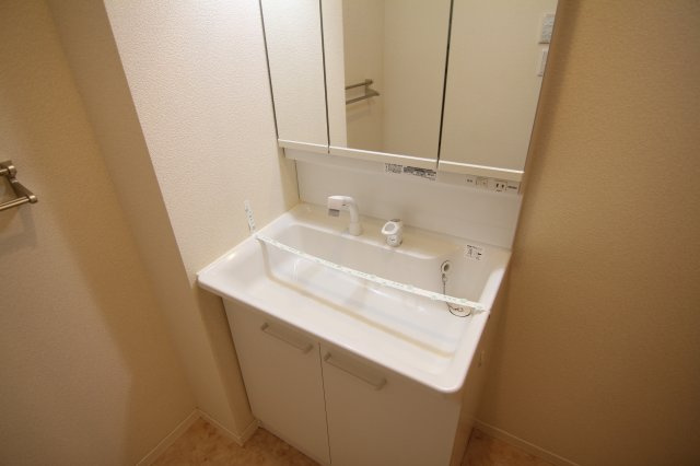 【独立洗面台】 | MAIDA VALE COURT(メイダベルコート)