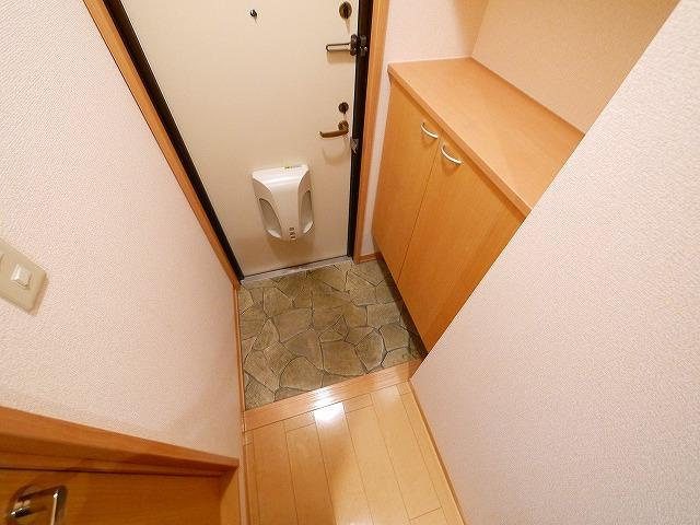 チエーロ グランデの玄関|下駄箱もある玄関です