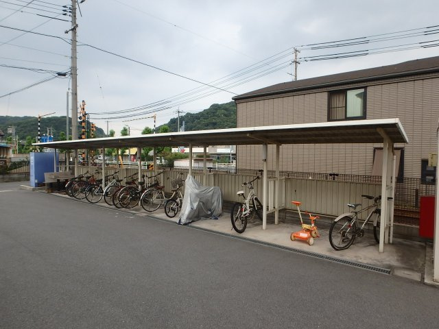 カリスのその他共用部分|カリス（倉敷市連島町連島）賃貸マンション　駐輪場