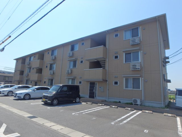 カリスの外観|カリス（倉敷市連島町連島）賃貸マンション