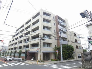 【外観】 | リビングダイニングに床暖房が設置してある為冬場も暖かく過ごせます♪最上階につき陽当り良好！