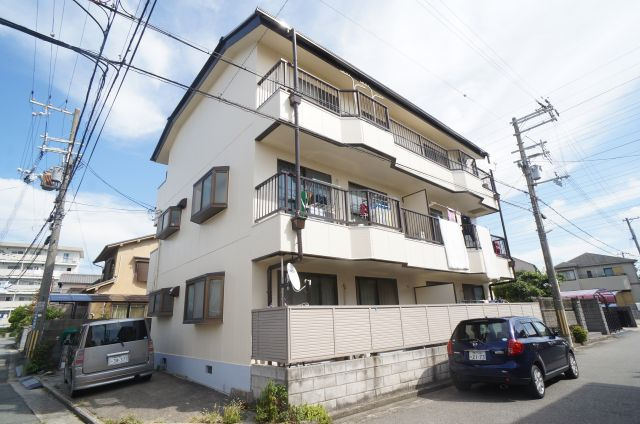 旭マンションの外観|南向きで日当たりのいい建物です