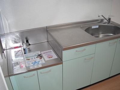 【キッチン】 | サンフォレストⅡ | コンパクトなキッチン
