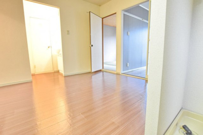 【居間・リビング】 | ハイツひまわり