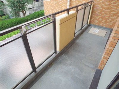 【バルコニー】 | エレガンテ本山