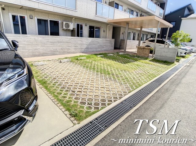Ｂａｕｐｌａｃｅ　ＭＩＺＯの駐車場